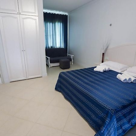Hometel 4 Friends Gagra Exterior foto